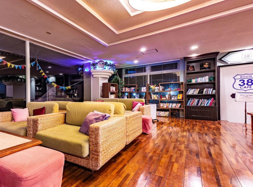 Sayan Terrace Hotel & Resort Ондзюку Экстерьер фото